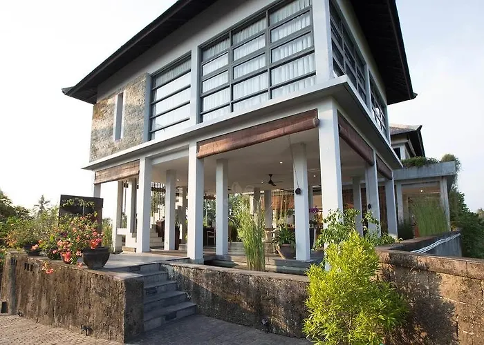 Furamaxclusive & Villas, 5*